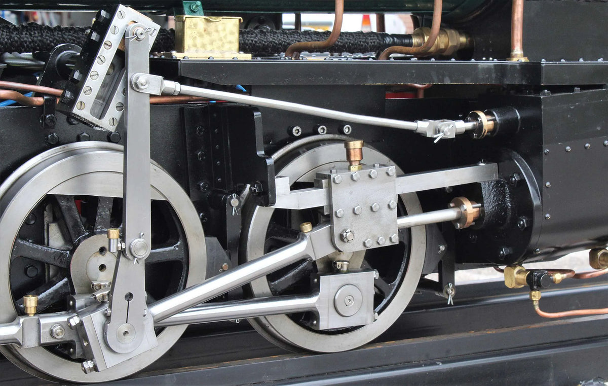 7 1/4 inch gauge "Metre Maid" 0-6-0T with tender