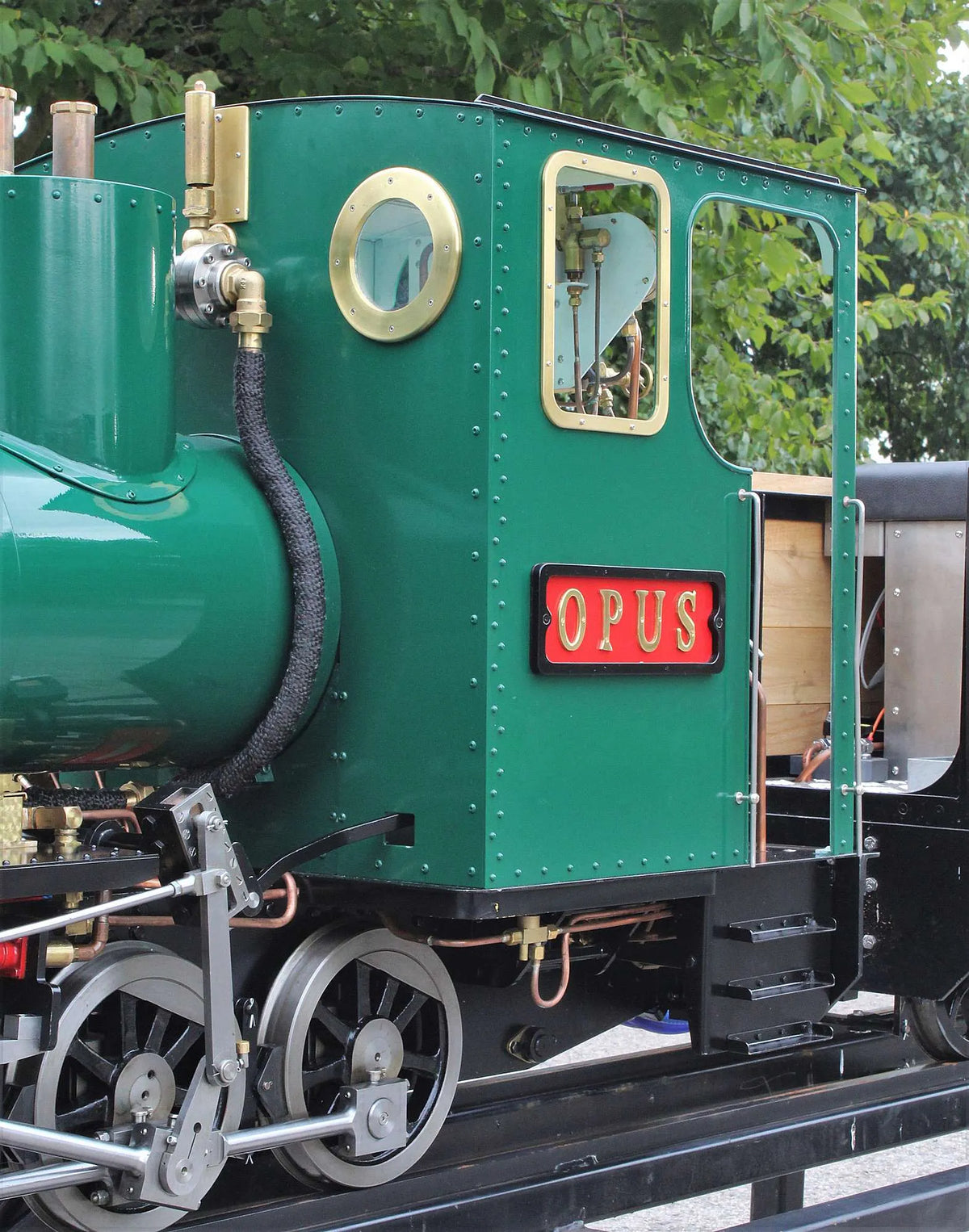 7 1/4 inch gauge "Metre Maid" 0-6-0T with tender