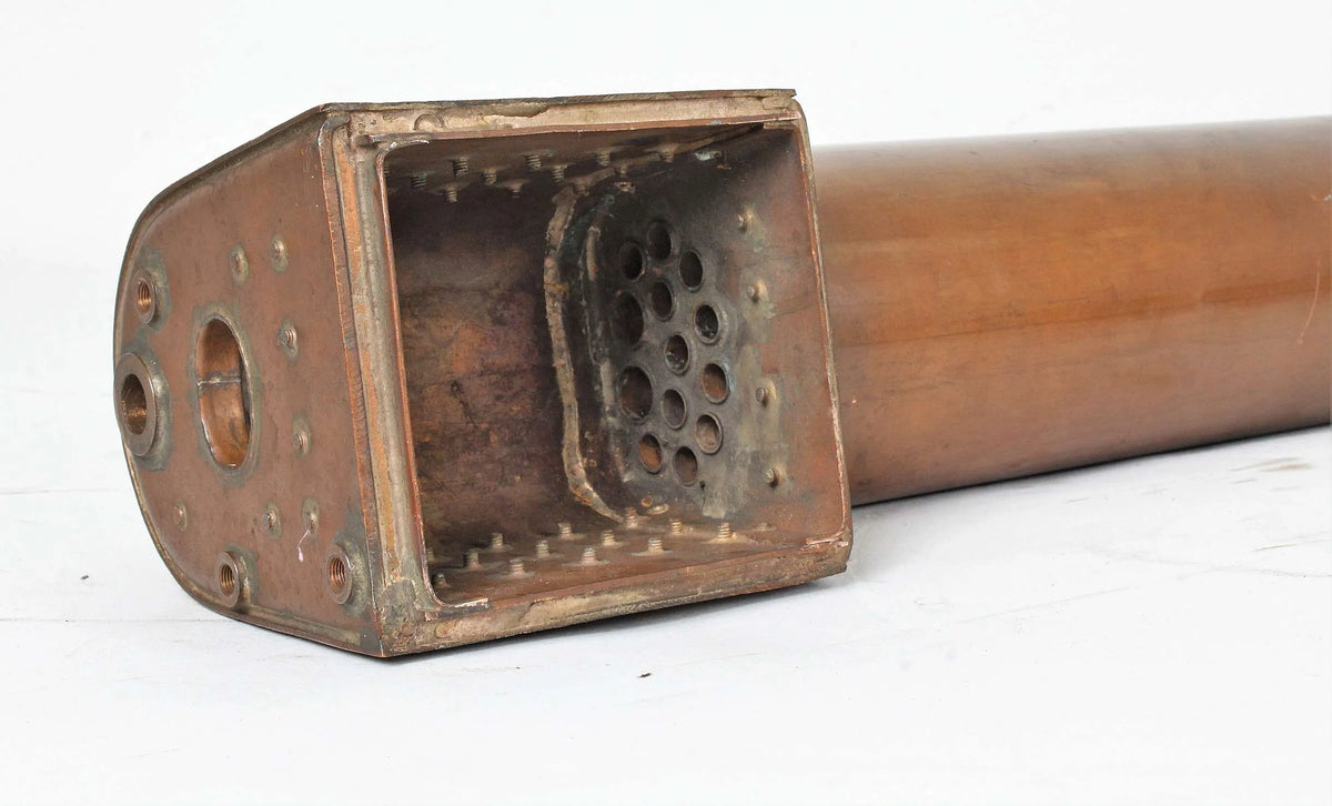 2 1/2 inch gauge wide firebox boiler