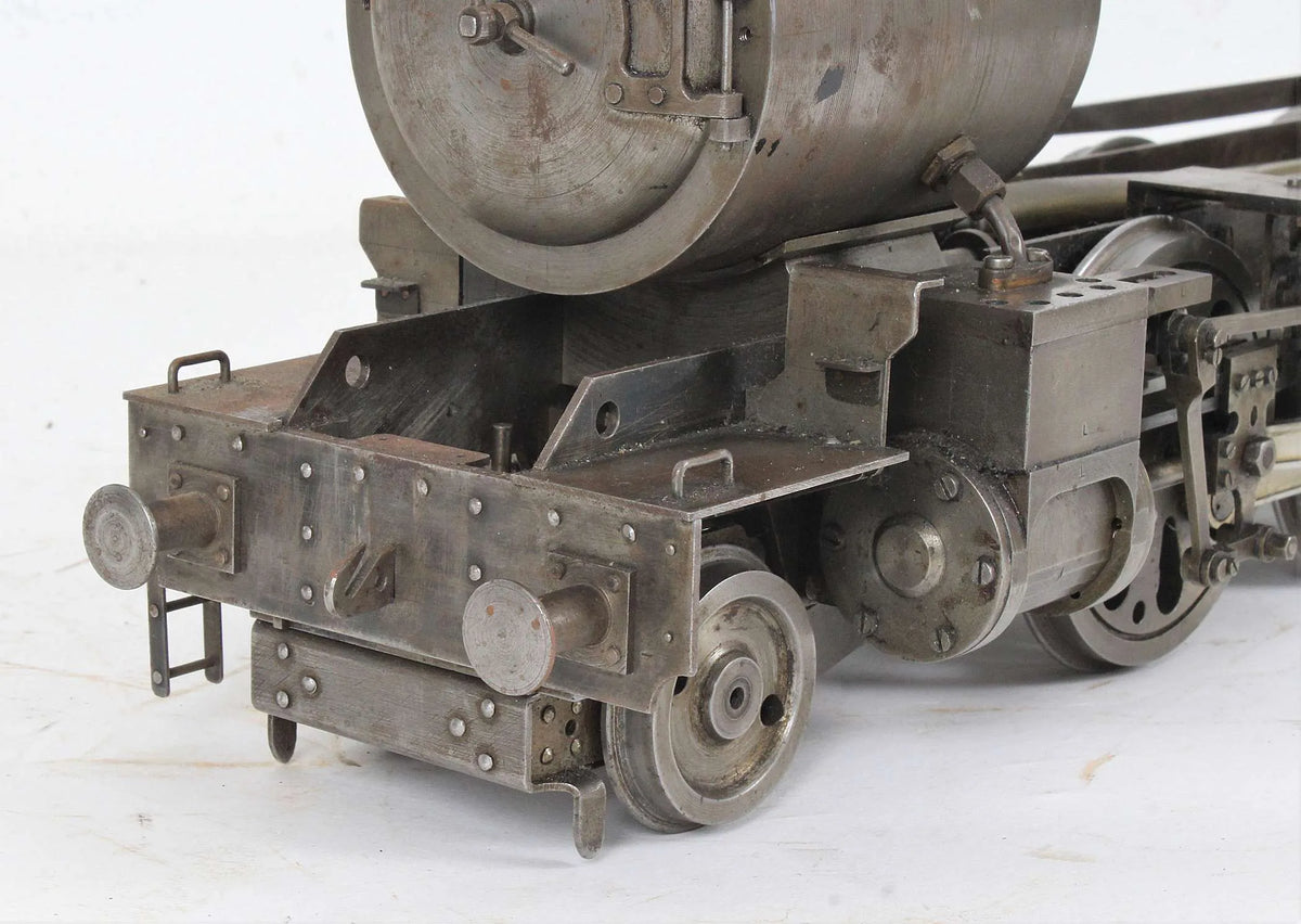 2 1/2 inch gauge 2-6-2 with tender