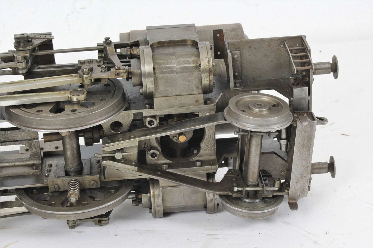 2 1/2 inch gauge 2-6-2 with tender