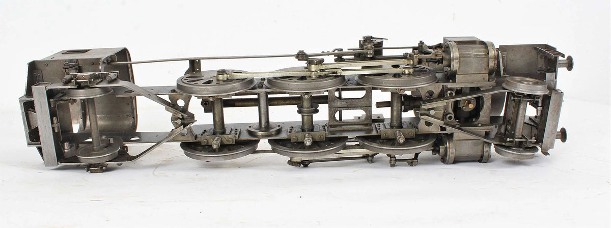 2 1/2 inch gauge 2-6-2 with tender