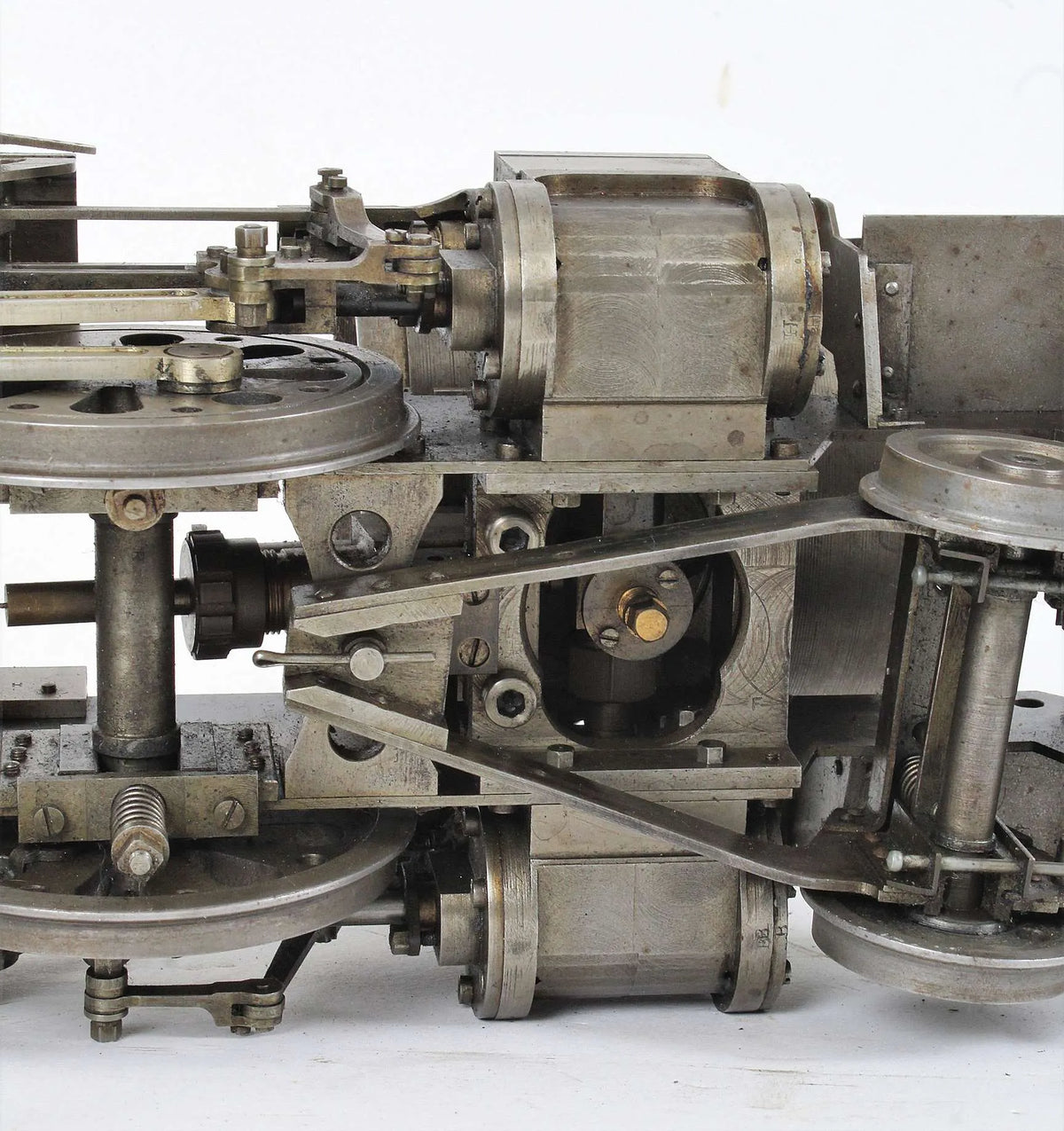 2 1/2 inch gauge 2-6-2 with tender