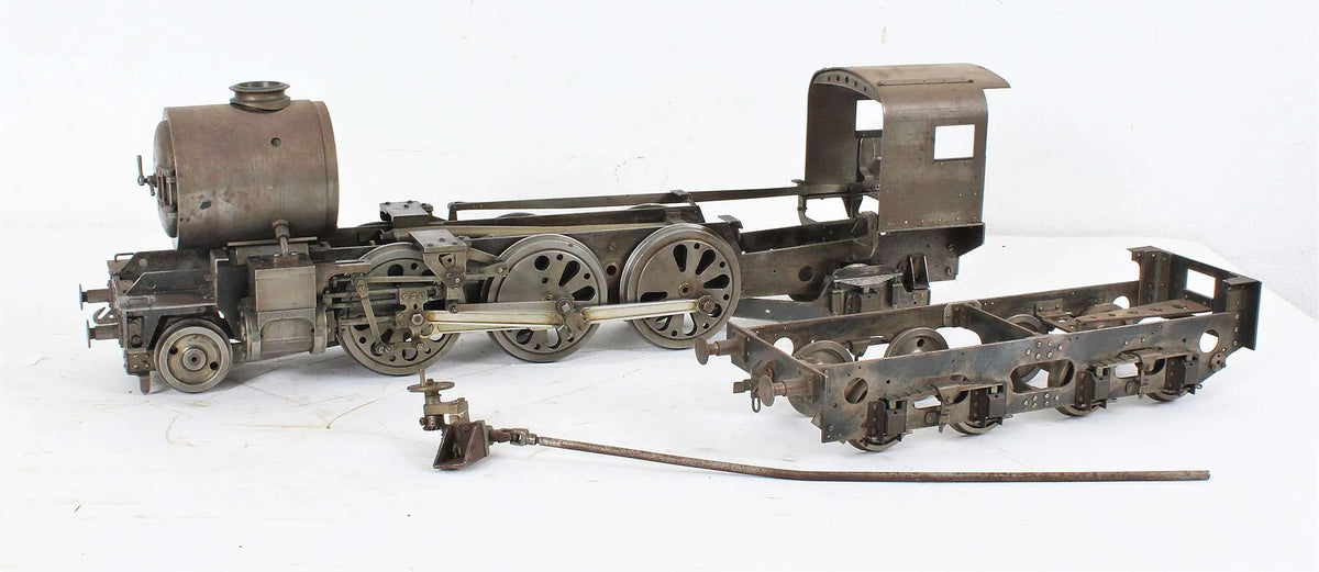 2 1/2 inch gauge 2-6-2 with tender