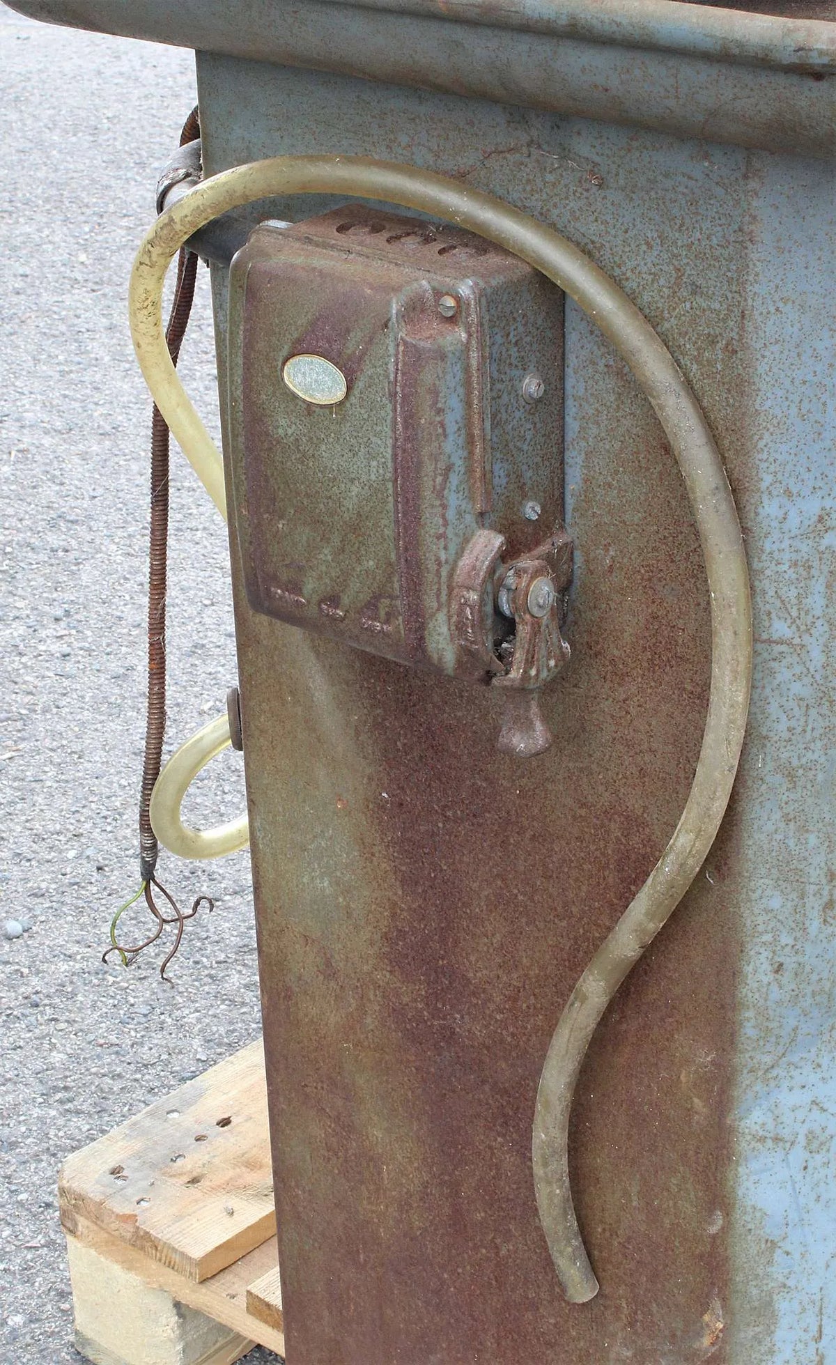 Long bed Myford Super 7B with industrial stand for restoration