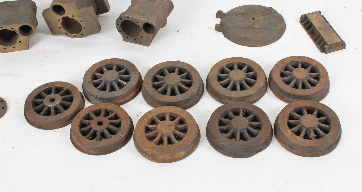 3 1/2 inch gauge "Hielan Lassie" frames, wheels, cylinders