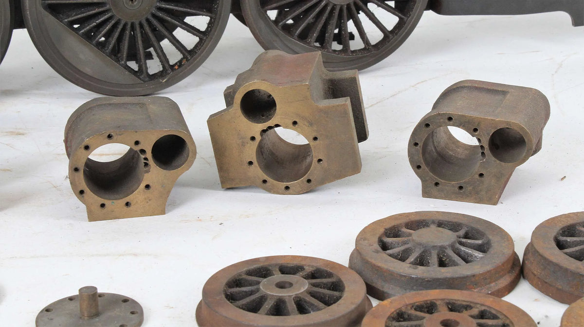 3 1/2 inch gauge "Hielan Lassie" frames, wheels, cylinders