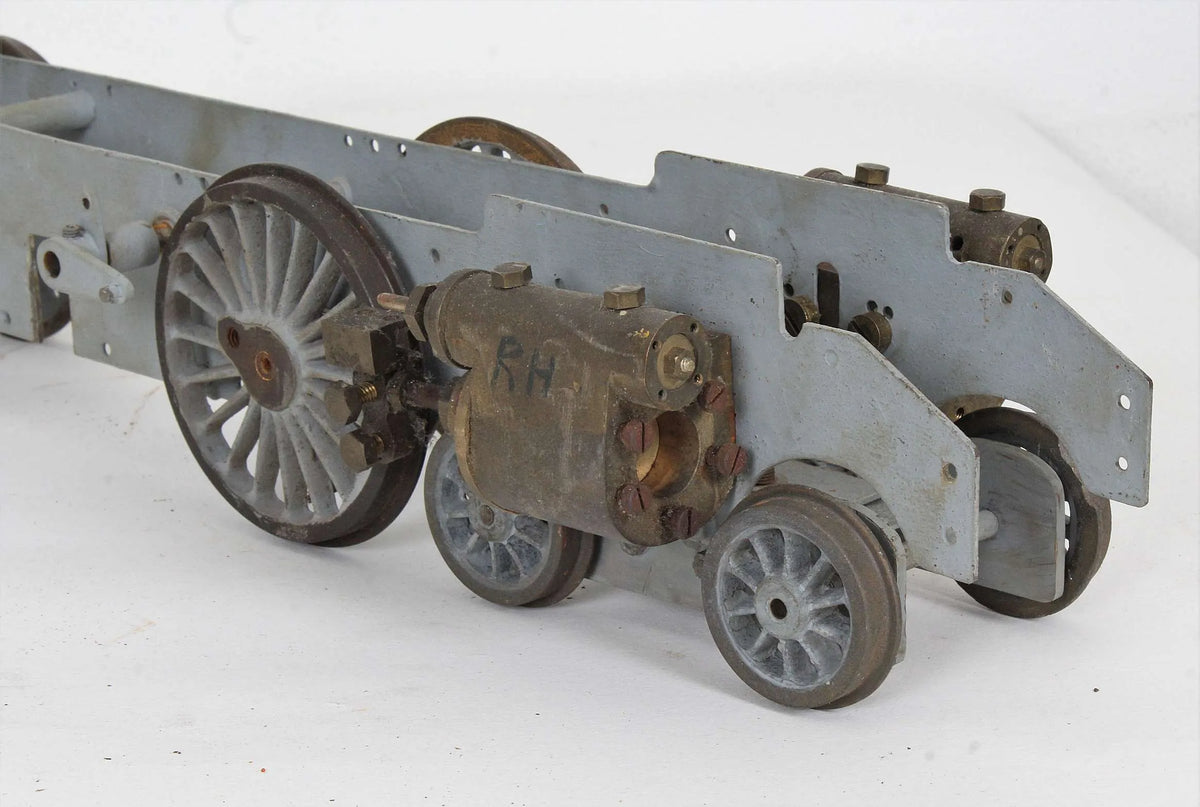 2 1/2 inch gauge Pacific with tender