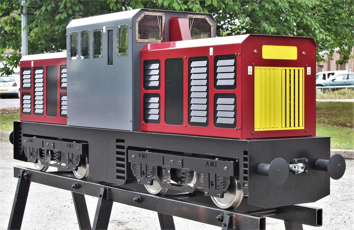 7 1/4 inch gauge AME "Saturn 4" 0-4-0 + 0-4-0