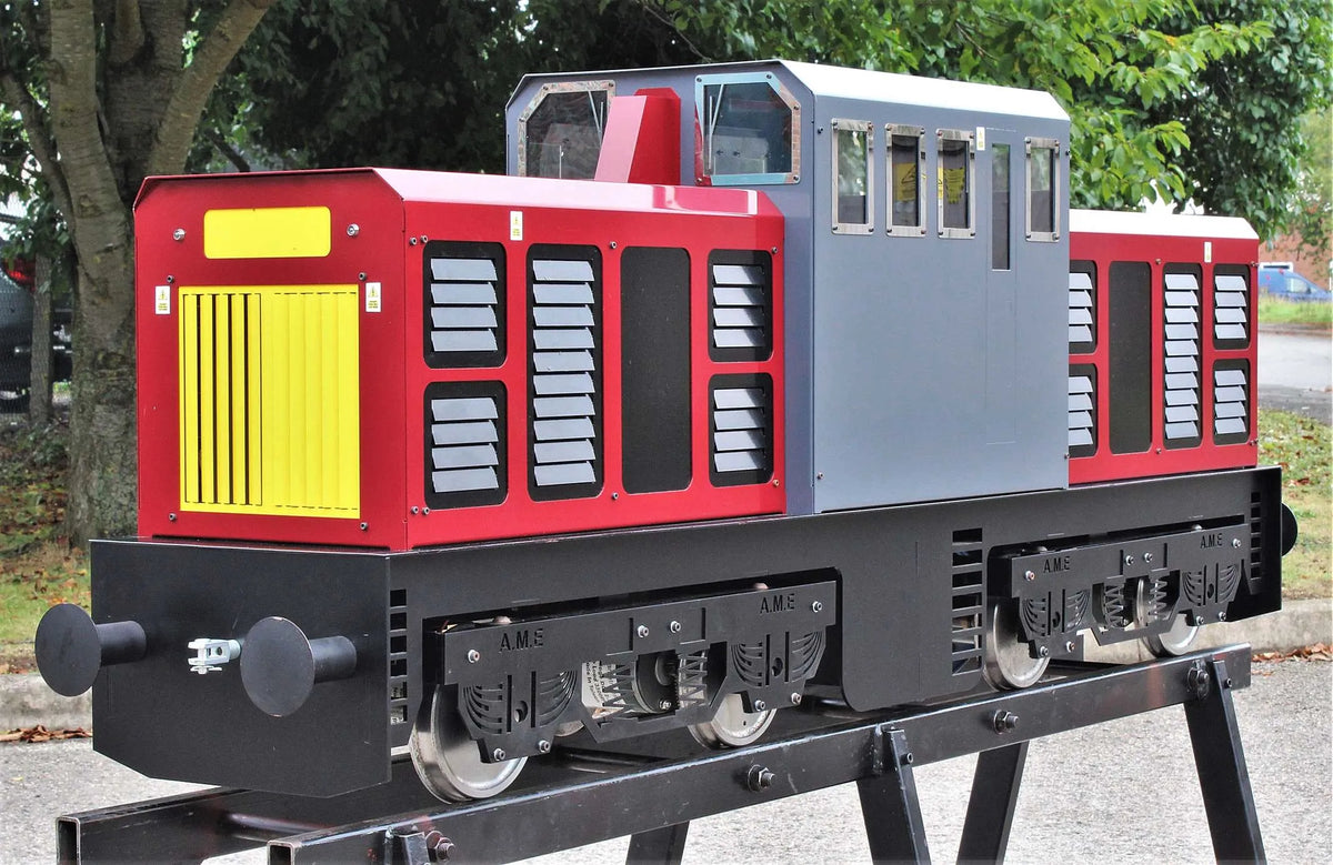 7 1/4 inch gauge AME "Saturn 4" 0-4-0 + 0-4-0