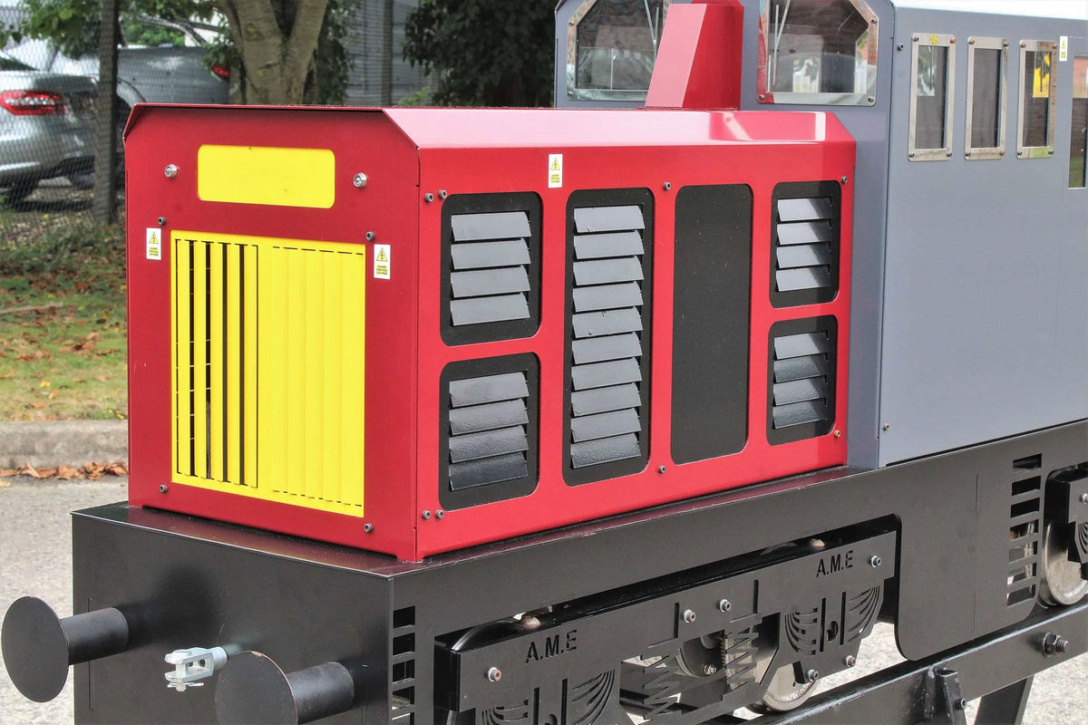 7 1/4 inch gauge AME "Saturn 4" 0-4-0 + 0-4-0
