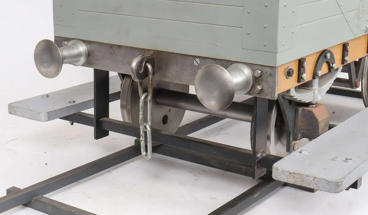 7 1/4 inch gauge plank wagon driving truck