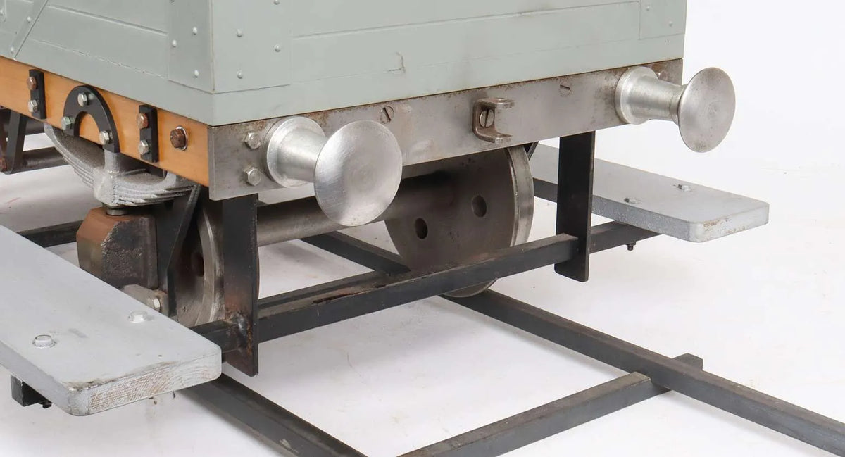 7 1/4 inch gauge plank wagon driving truck