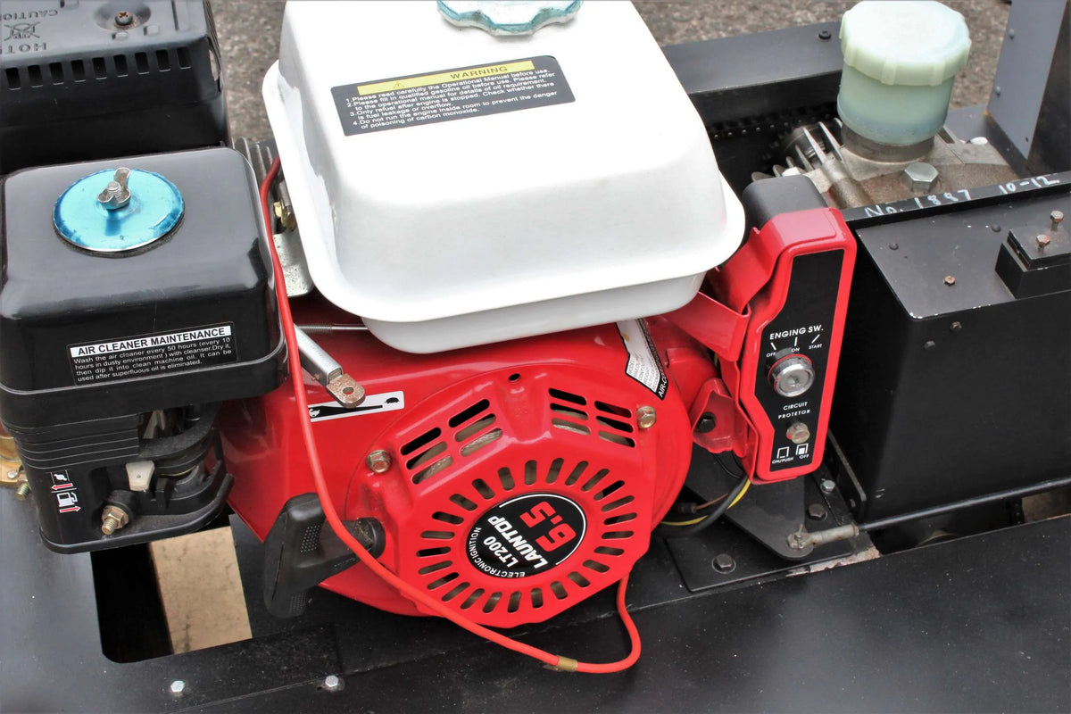 7 1/4 inch narrow gauge petrol-hydraulic shunter
