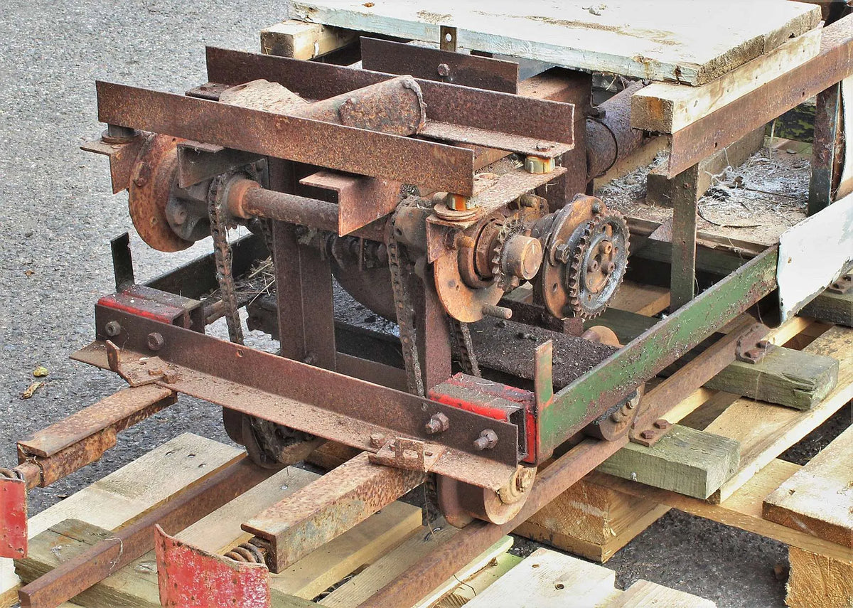 10 1/4 inch gauge EMD "Lightning Stripe" F7