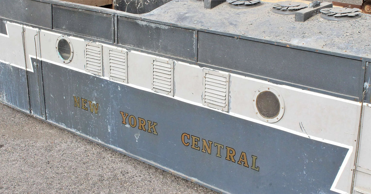 10 1/4 inch gauge EMD "Lightning Stripe" F7