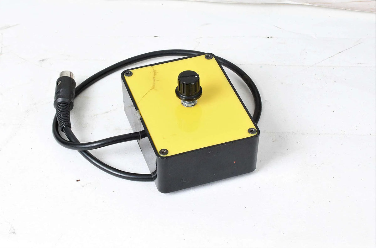 5 inch gauge Class 08 battery electric shunter