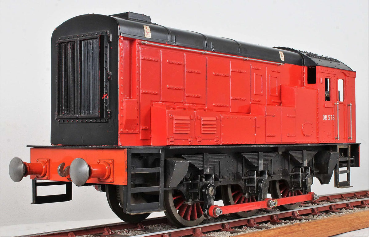 5 inch gauge Class 08 battery electric shunter
