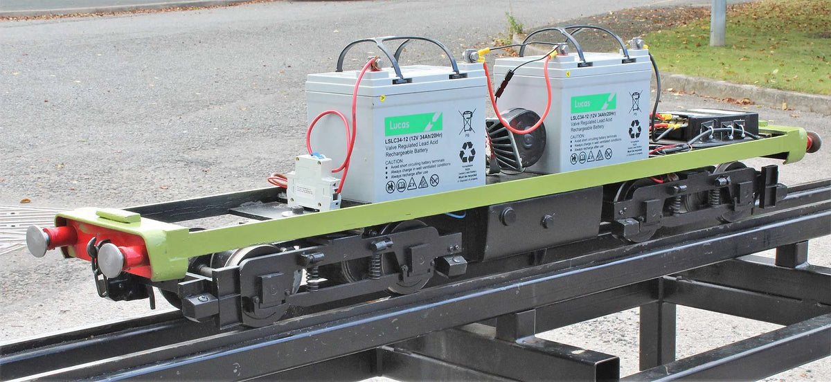 5 inch gauge Class 35 Hymek battery electric