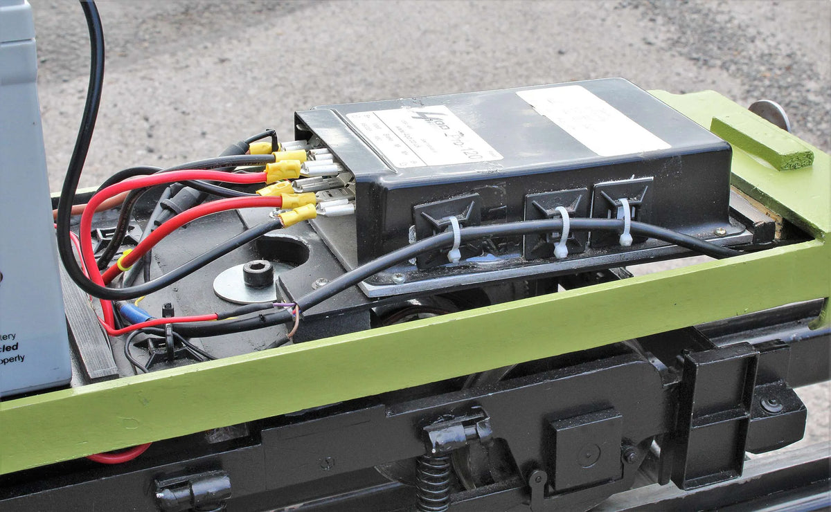 5 inch gauge Class 35 Hymek battery electric