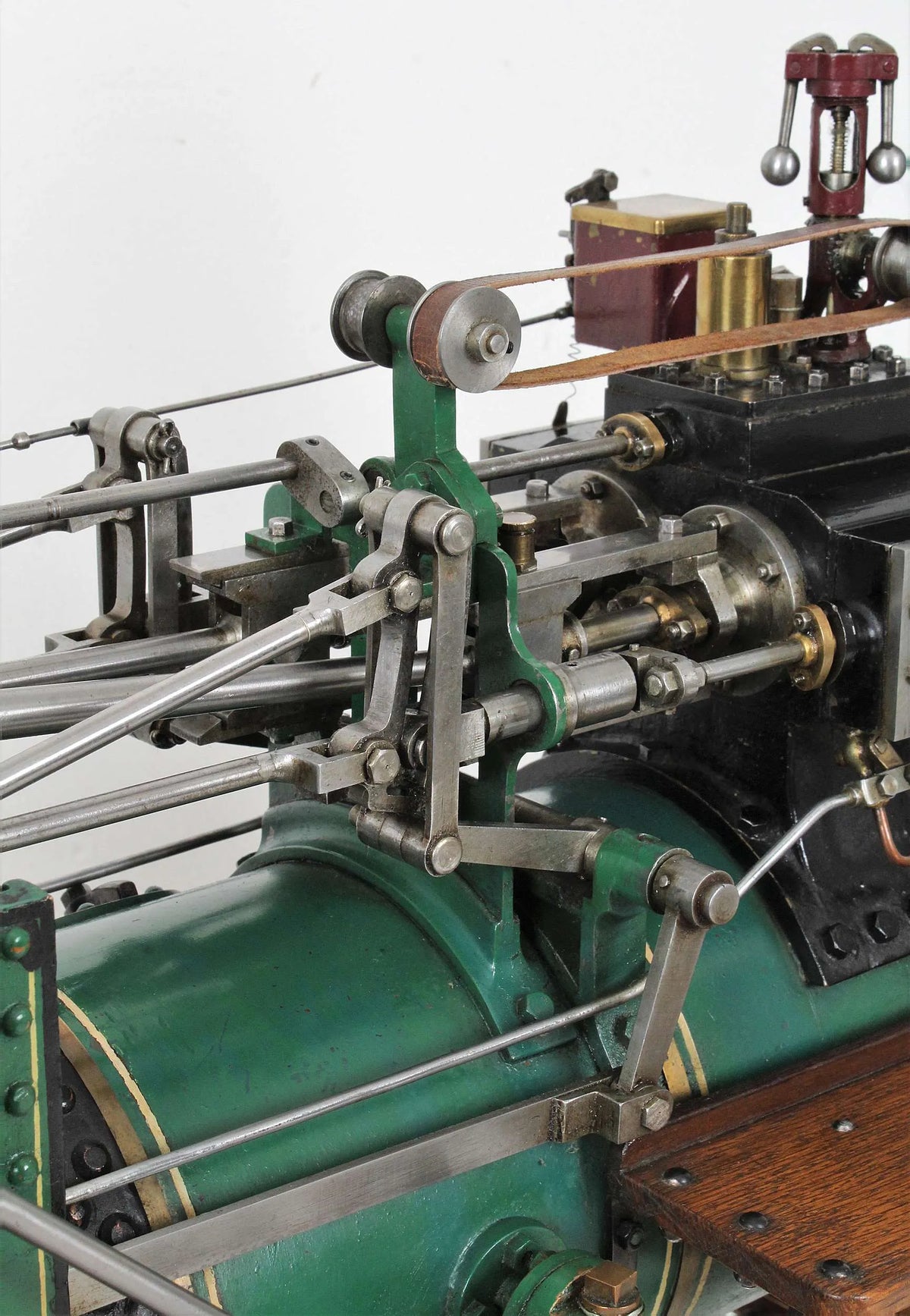 1 1/2 inch scale double crank agricultural engine