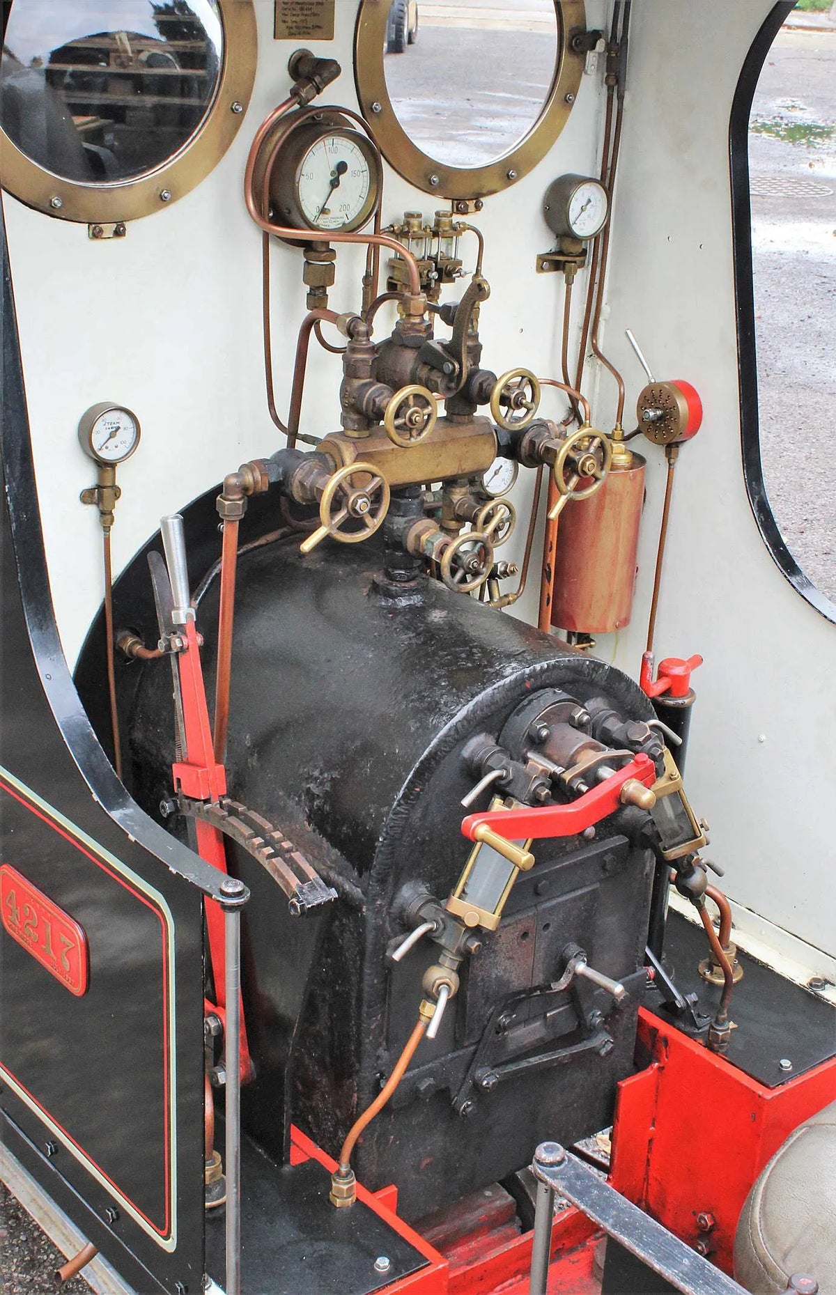 7 1/4 inch gauge "Thomas II" 0-4-2T + tender