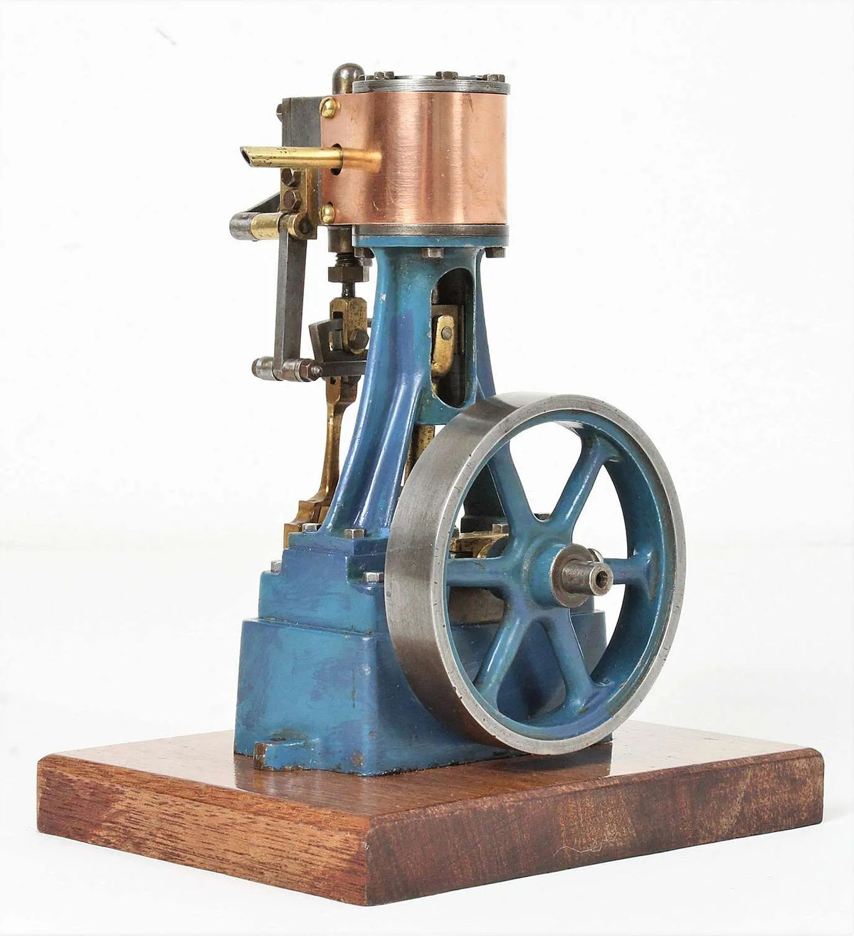 Stuart 10V vertical engine