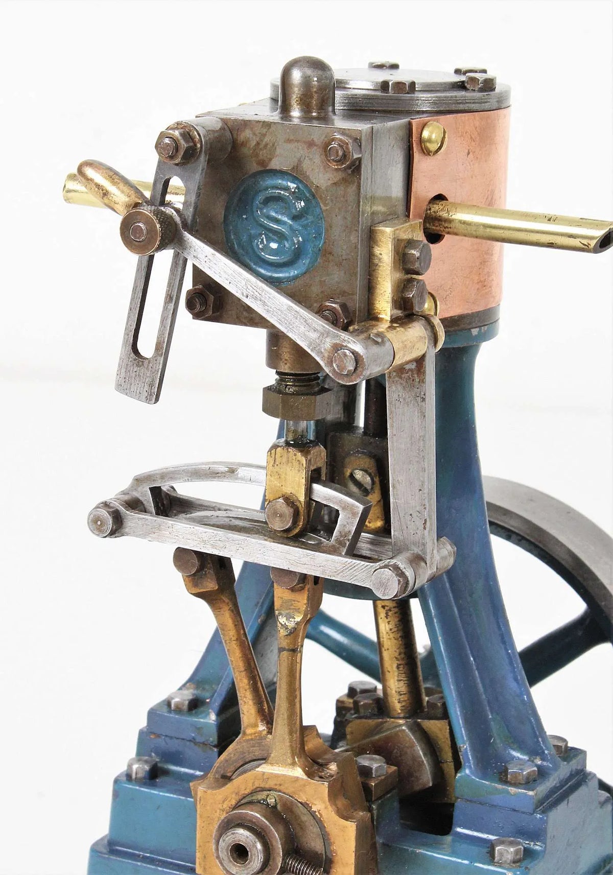 Stuart 10V vertical engine