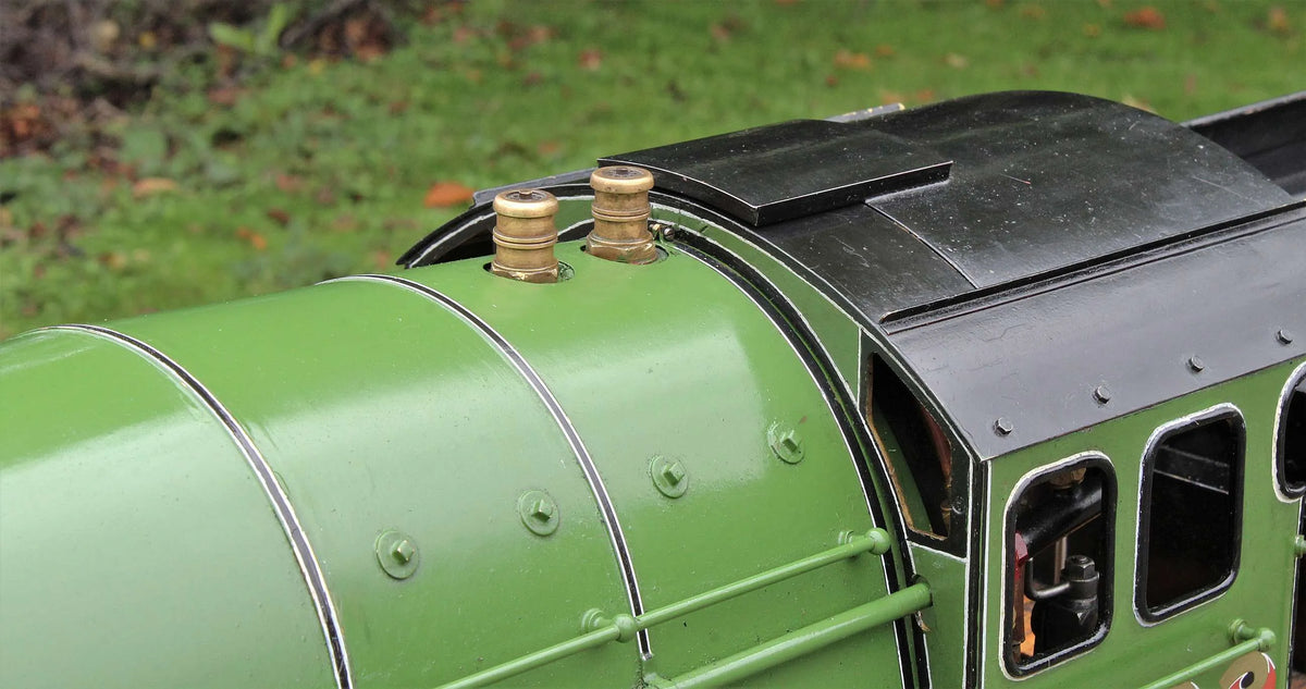 3 1/2 inch gauge LNER A3 Pacific No.2502 "Hyperion"