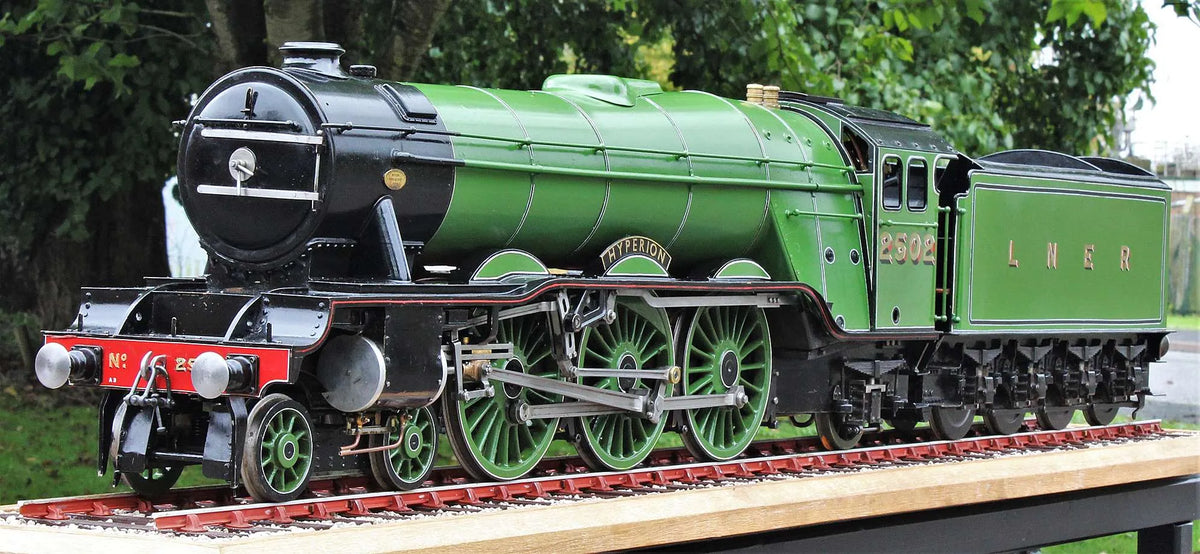 3 1/2 inch gauge LNER A3 Pacific No.2502 "Hyperion"