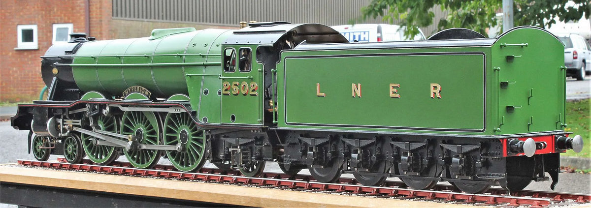 3 1/2 inch gauge LNER A3 Pacific No.2502 "Hyperion"