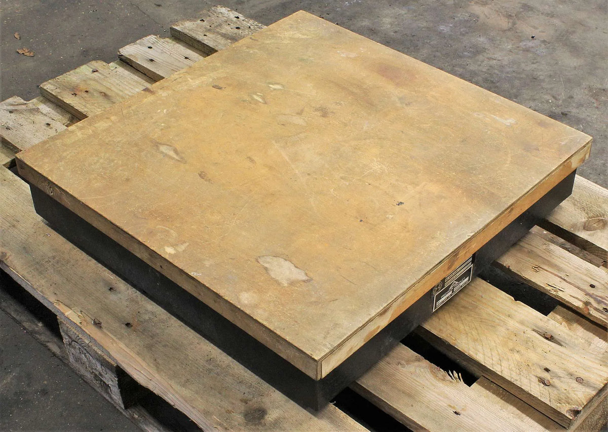 Crown Windley surface table
