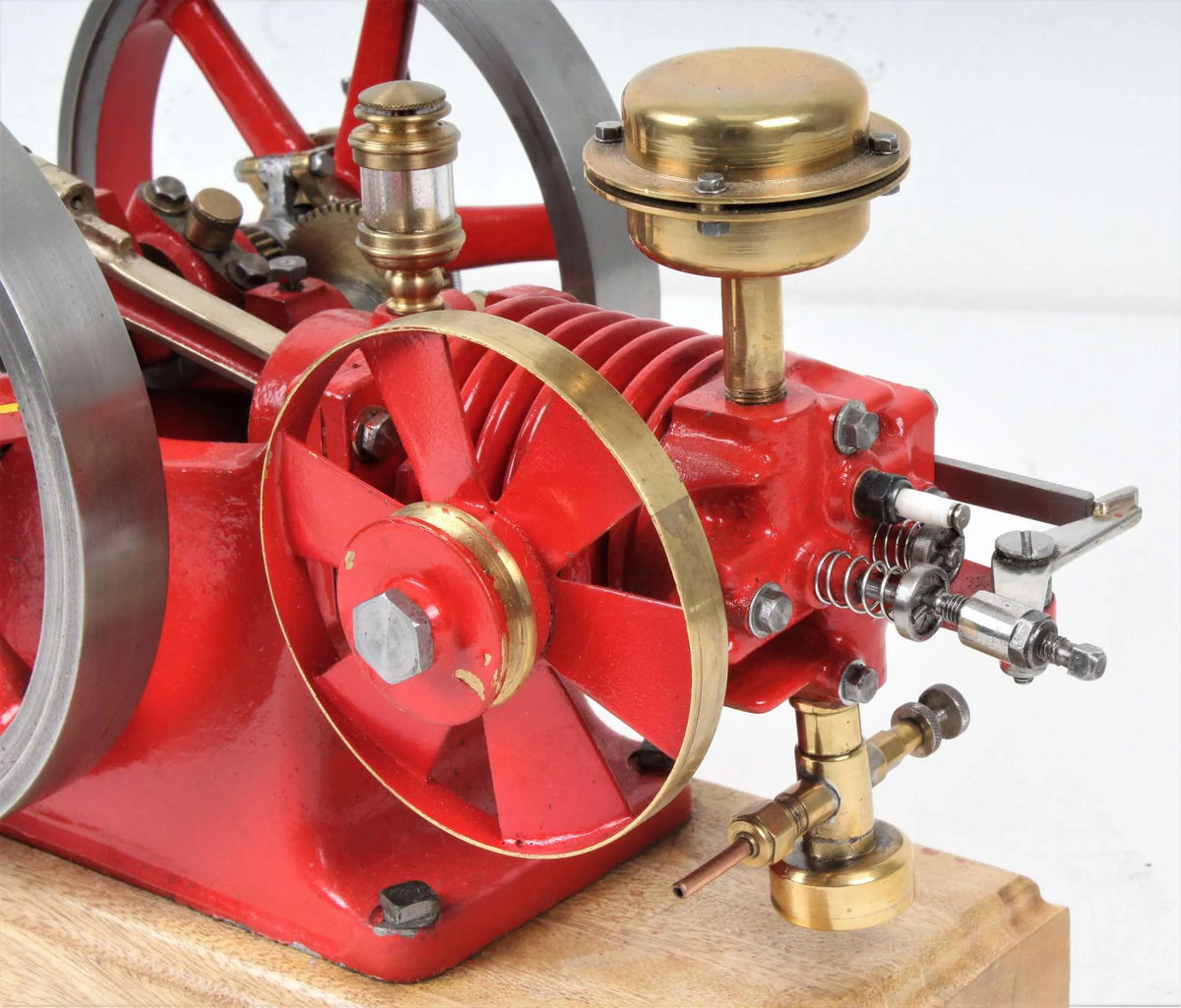 Amanco 1 1/2hp air-cooled open crank engine