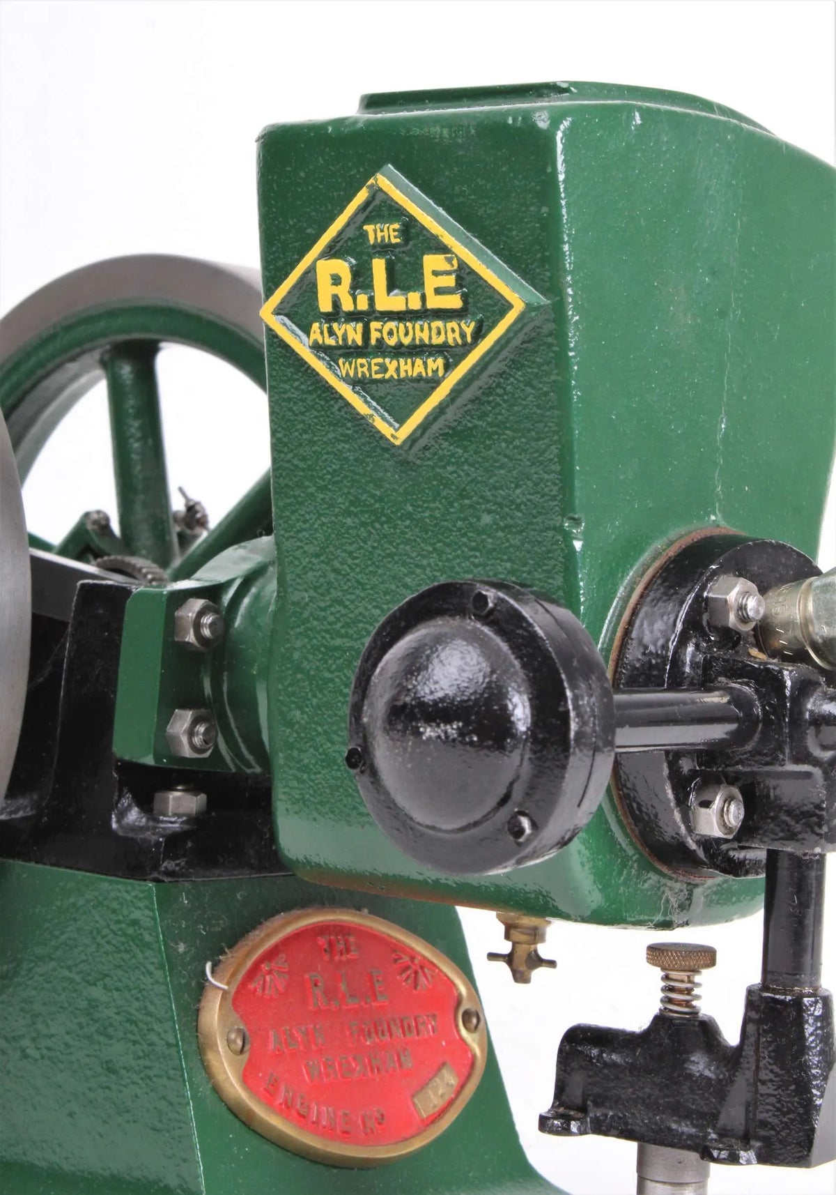 Alyn Foundry "RLE" hopper-cooled open crank engine