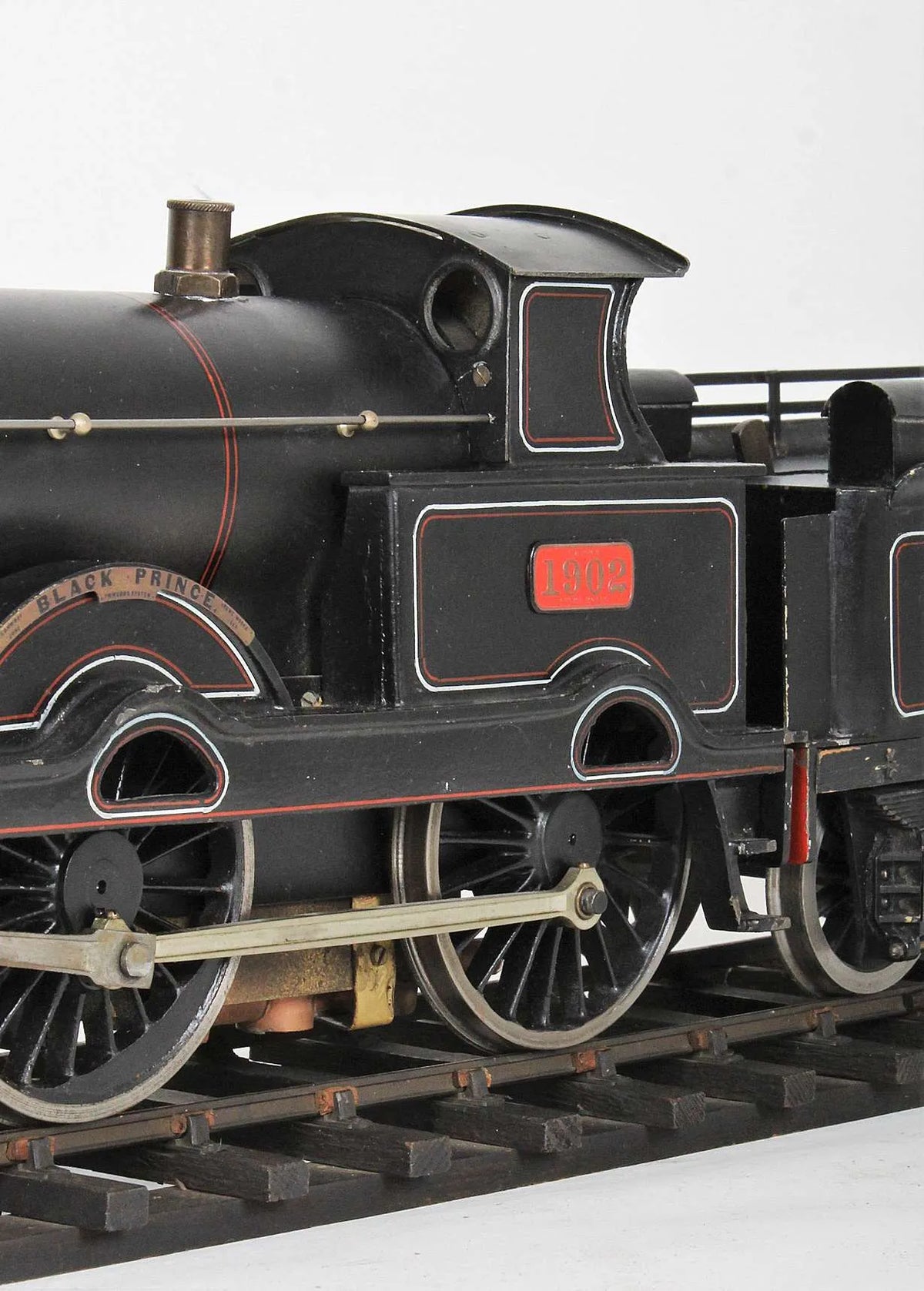 2 1/2 inch gauge LNWR Jubilee 4-4-0 "Black Prince"