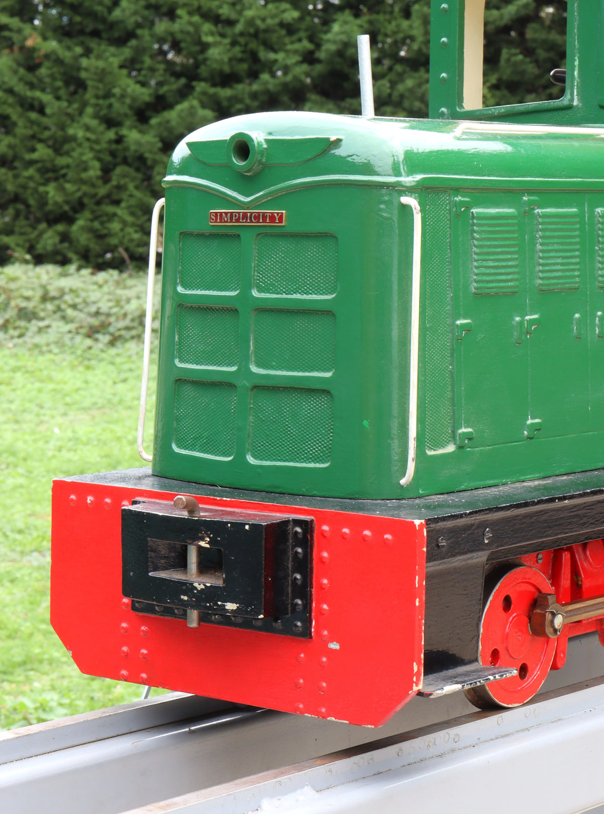 5 inch gauge Maxitrak "Simplicity" 0-4-0 battery electric