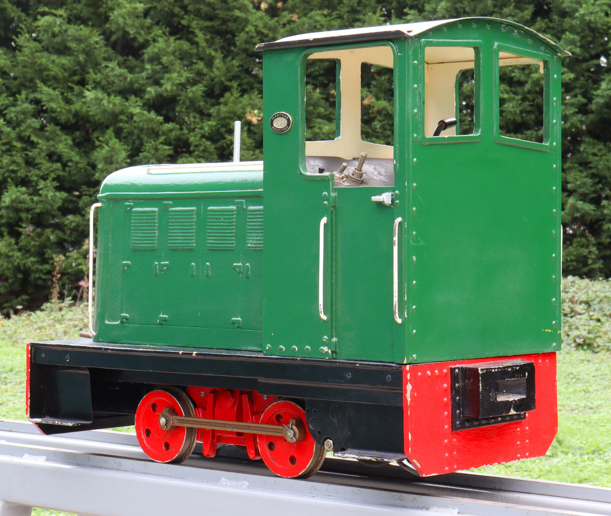 5 inch gauge Maxitrak "Simplicity" 0-4-0 battery electric