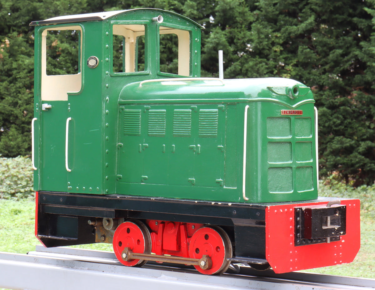 5 inch gauge Maxitrak "Simplicity" 0-4-0 battery electric