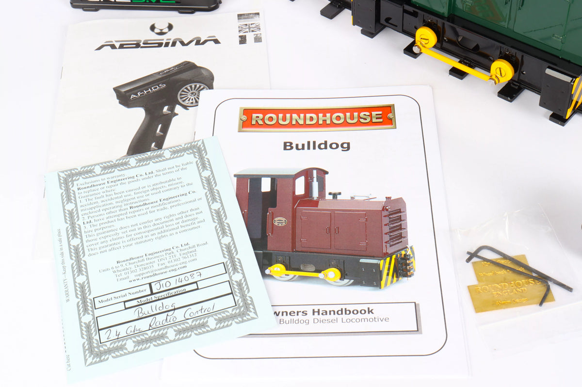 Roundhouse Bulldog 0-4-0 diesel locomotive