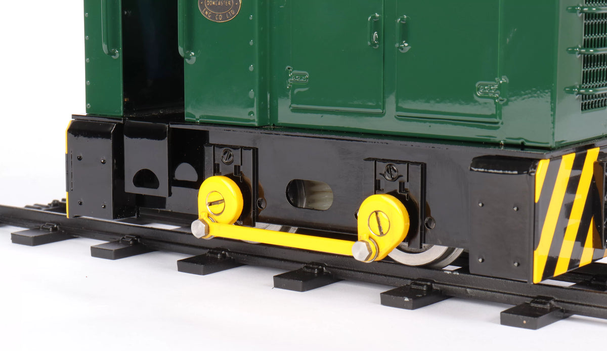 Roundhouse Bulldog 0-4-0 diesel locomotive