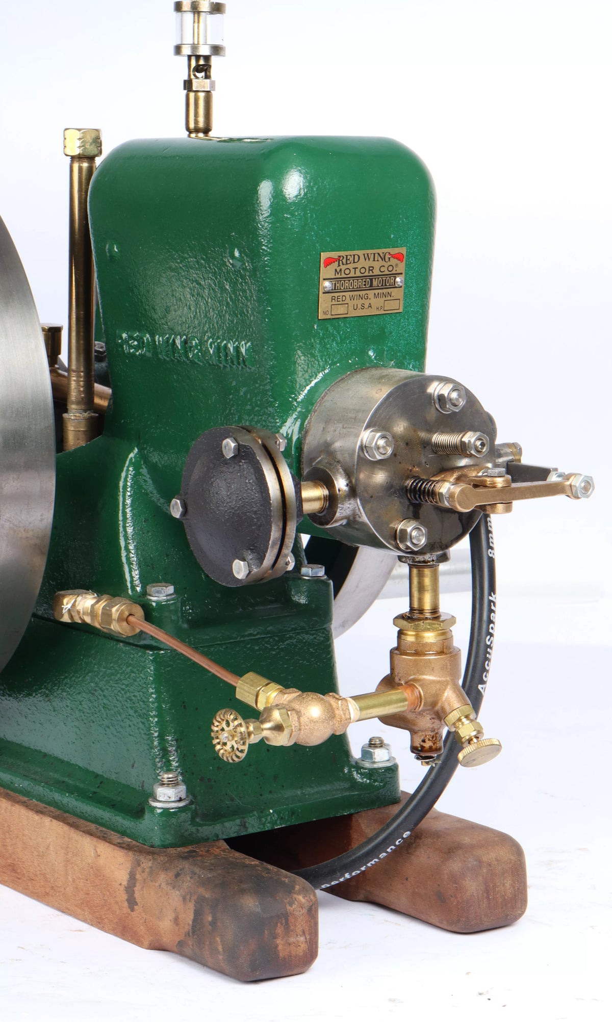 Red Wing open crank engine