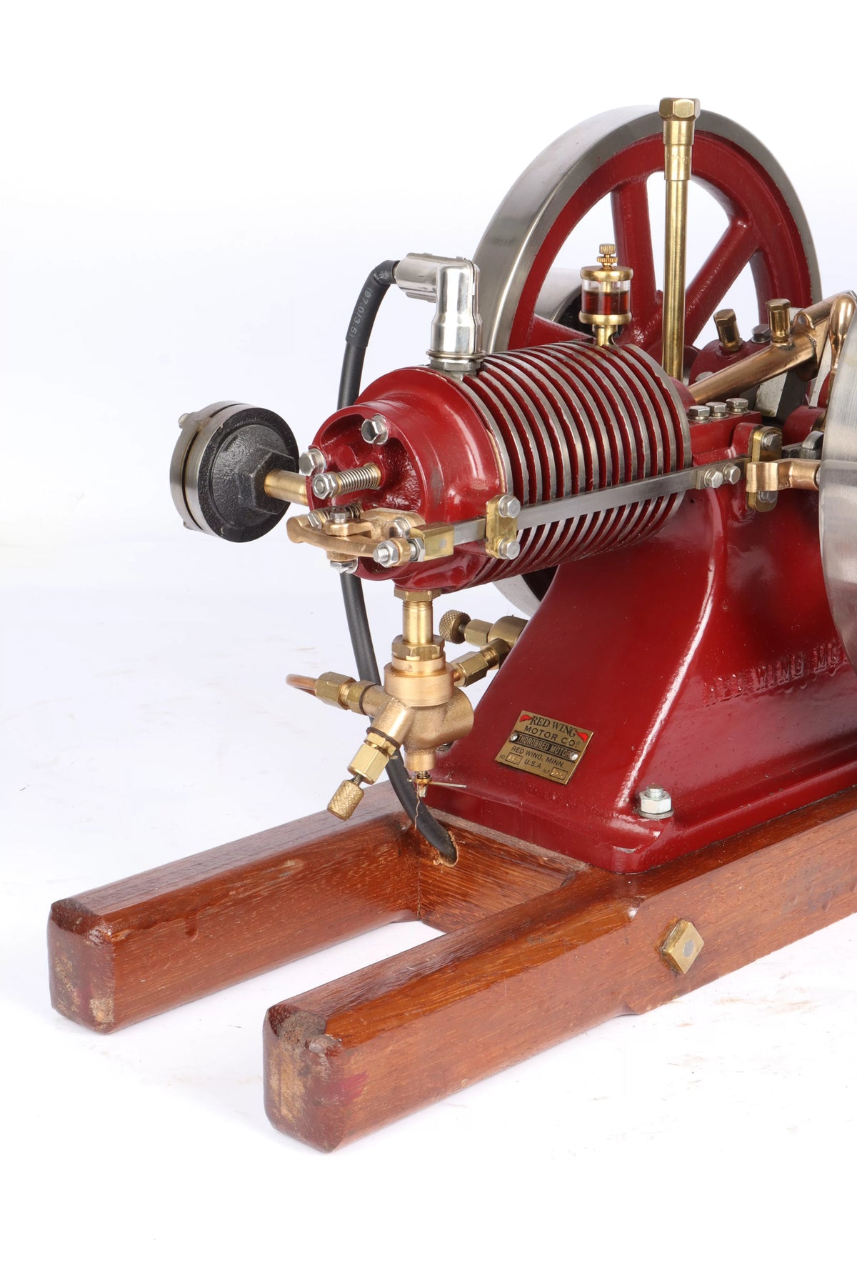 Red Wing open crank engine