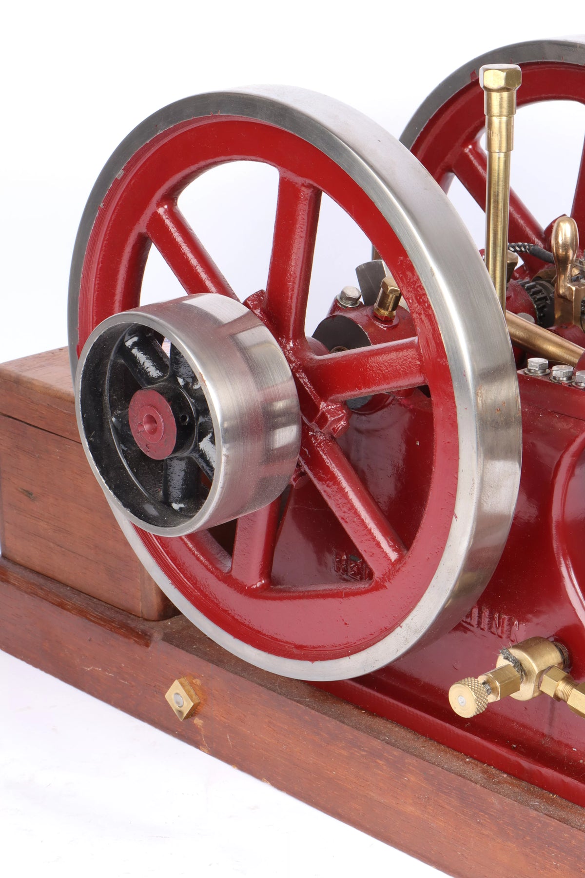 Red Wing open crank engine