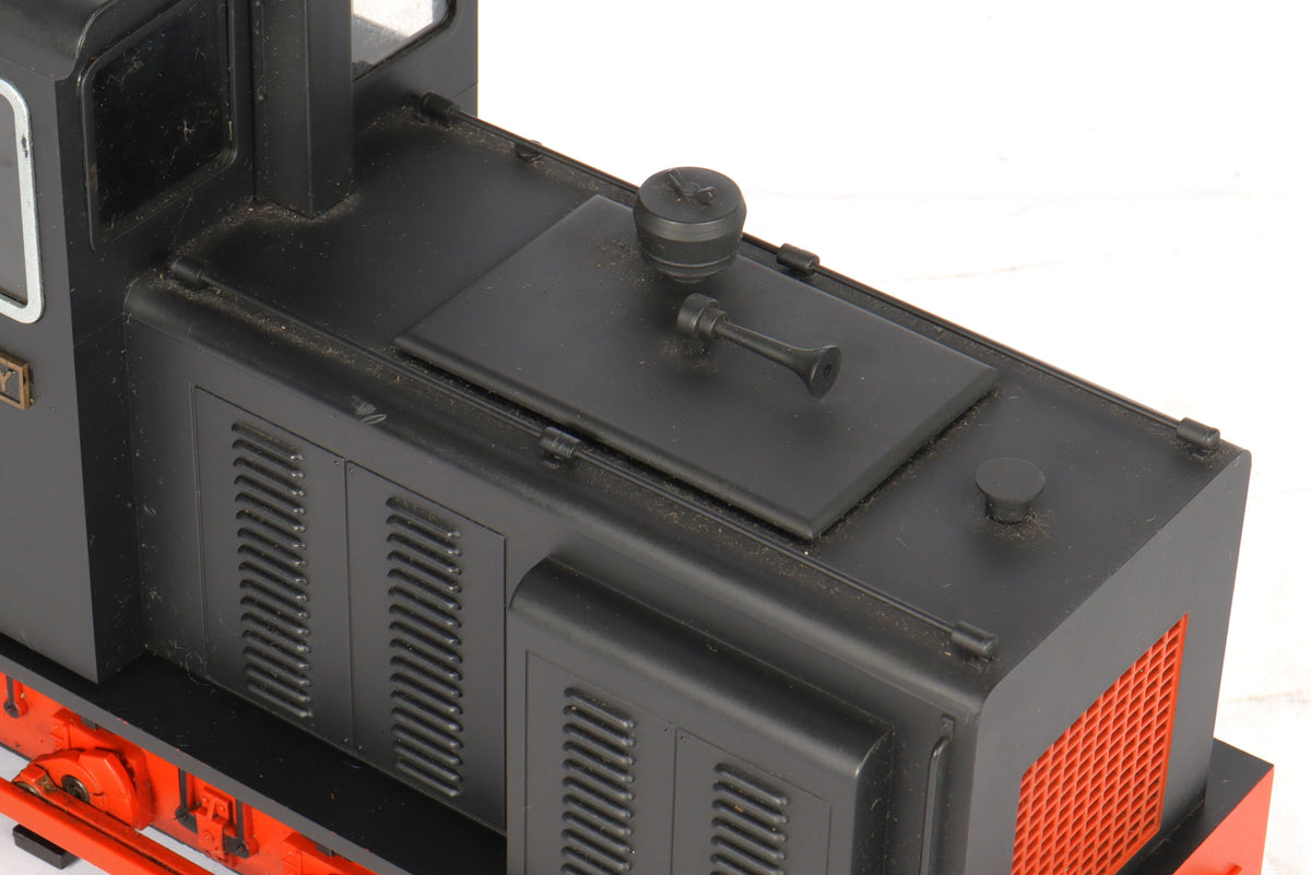 32mm narrow gauge Accucraft Baguley Drewry 0-6-0 diesel