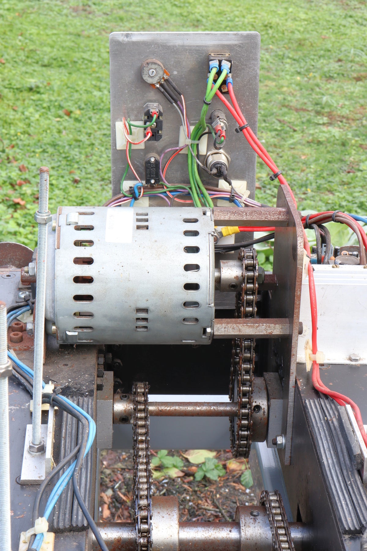 7¼ inch narrow gauge 0-4-0 battery electric shunter
