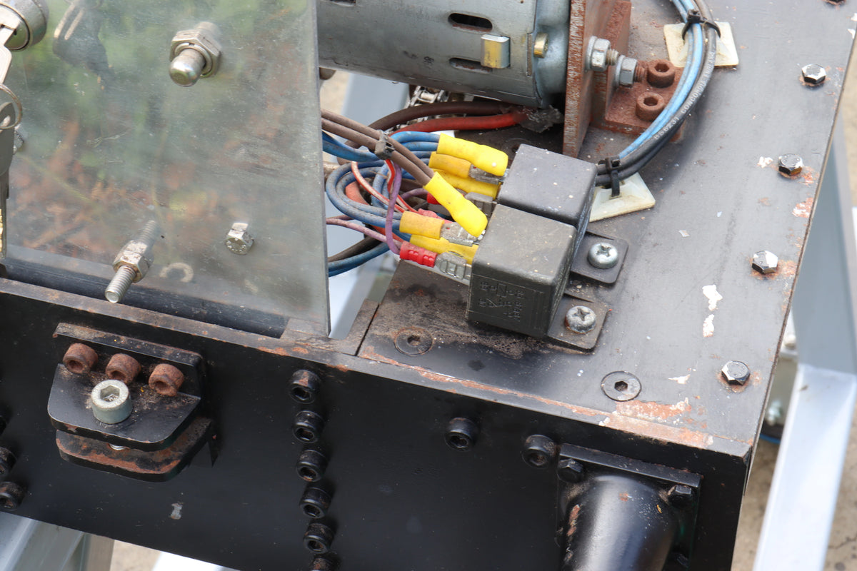 7¼ inch narrow gauge 0-4-0 battery electric shunter