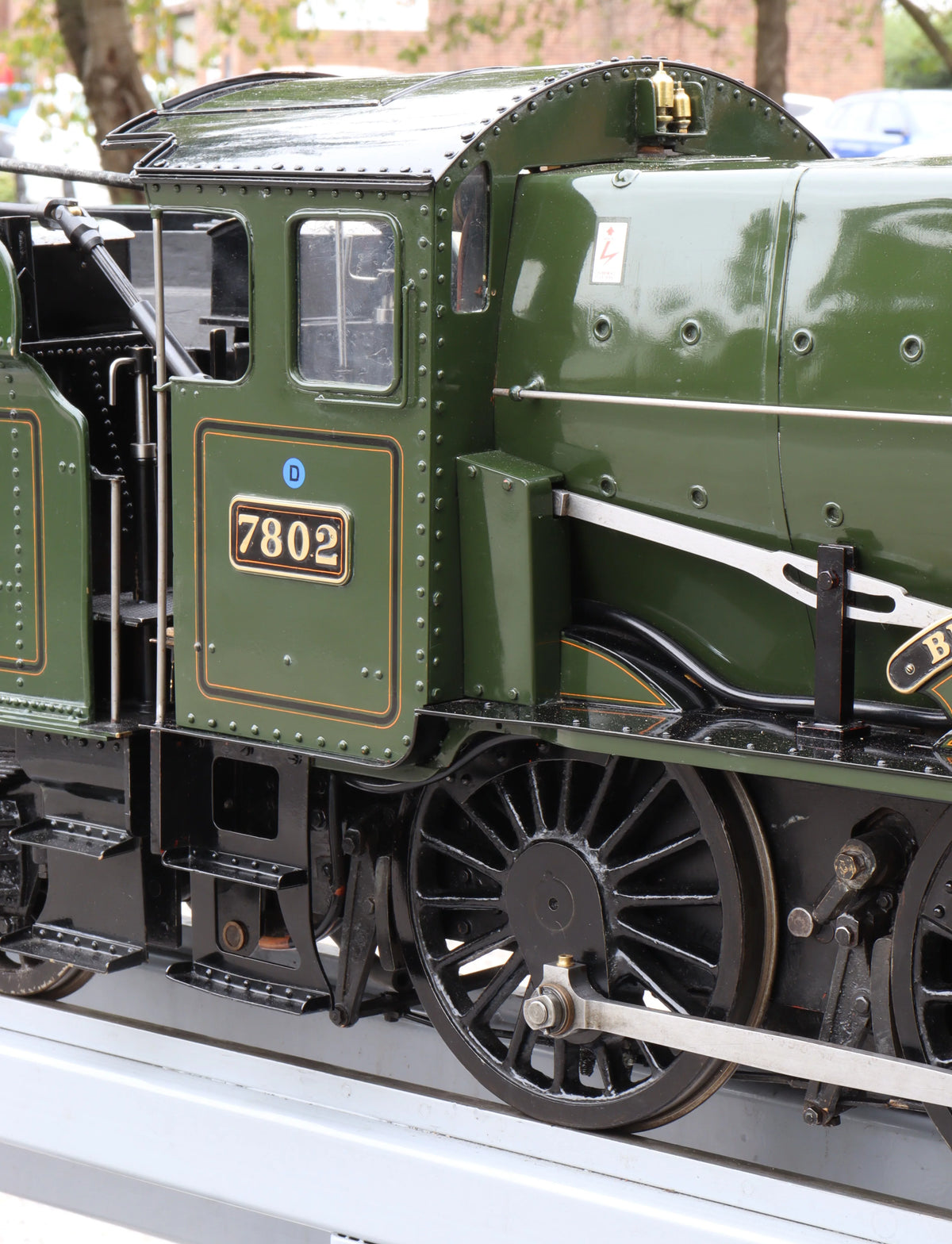 5 inch gauge GWR 4-6-0 No.7802 "Bradley Manor"
