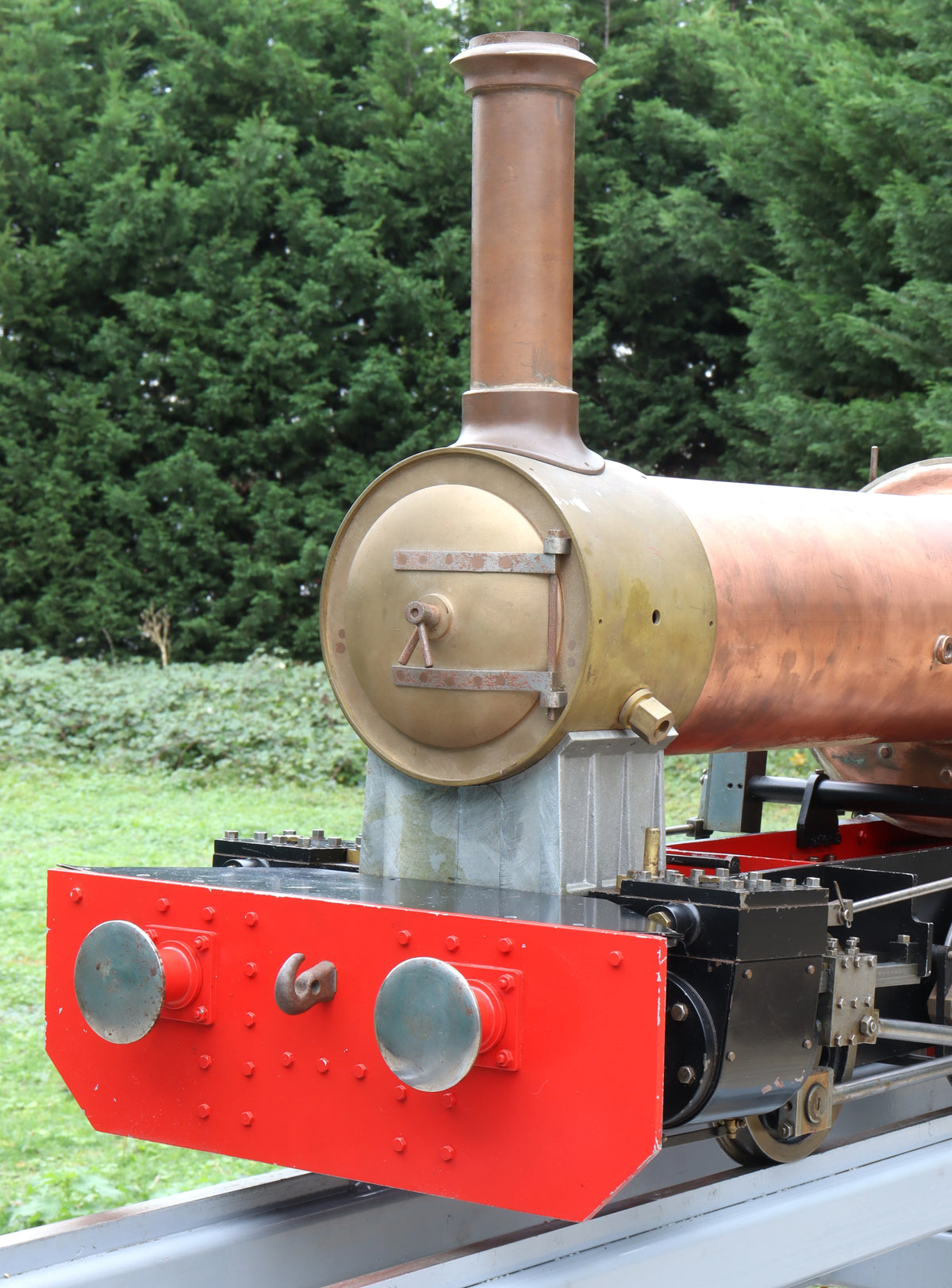 5 inch narrow gauge "Sweet Pea" 0-4-2T + tender
