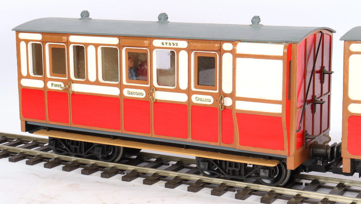 Rake of four 45mm gauge Brandbright coaches