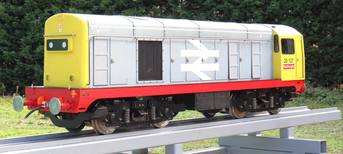 5 inch gauge 17D Class 20 battery electric